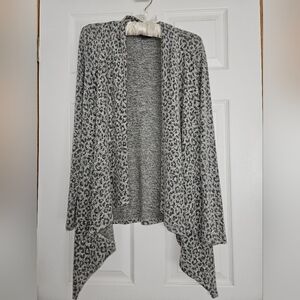 Bobeau Gray and Black Animal Print Cardigan